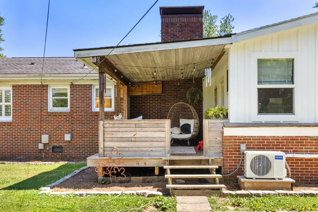 204 Woods Circle Columbia TN 38401