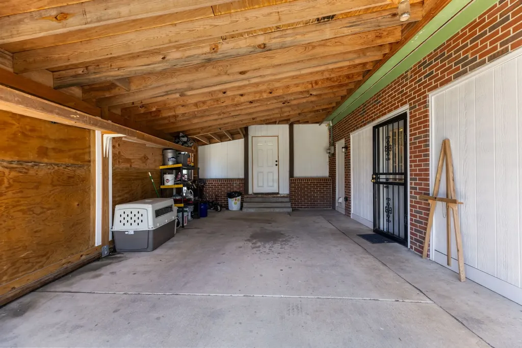 204 Woods Circle Columbia TN 38401
