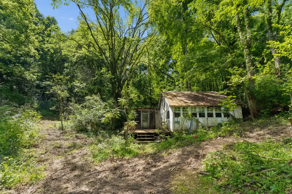 8797 Highway 100 Nashville TN 37221