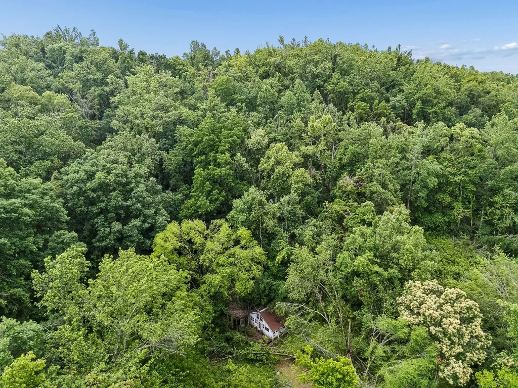 8797 Highway 100 Nashville TN 37221