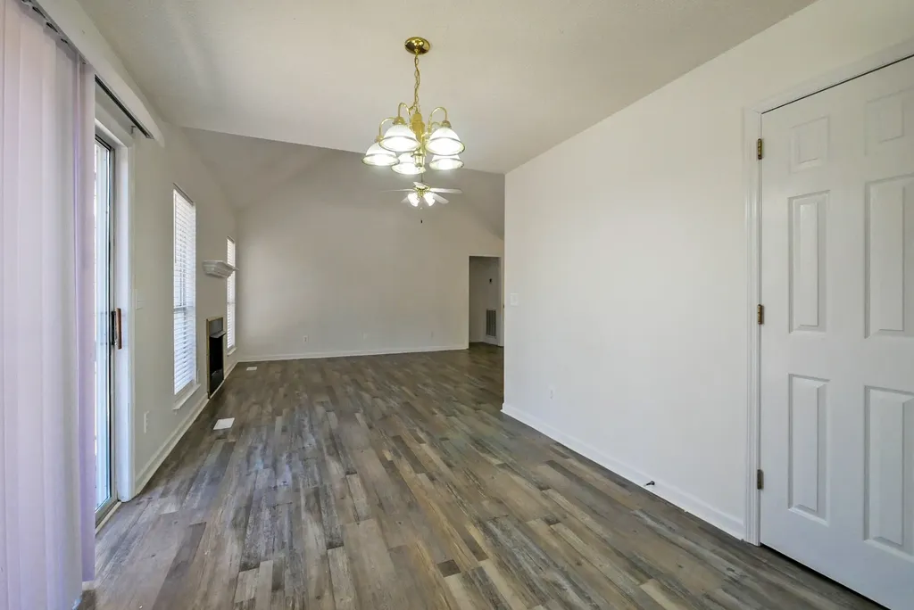 5343 Satelite Court Ooltewah TN 37363