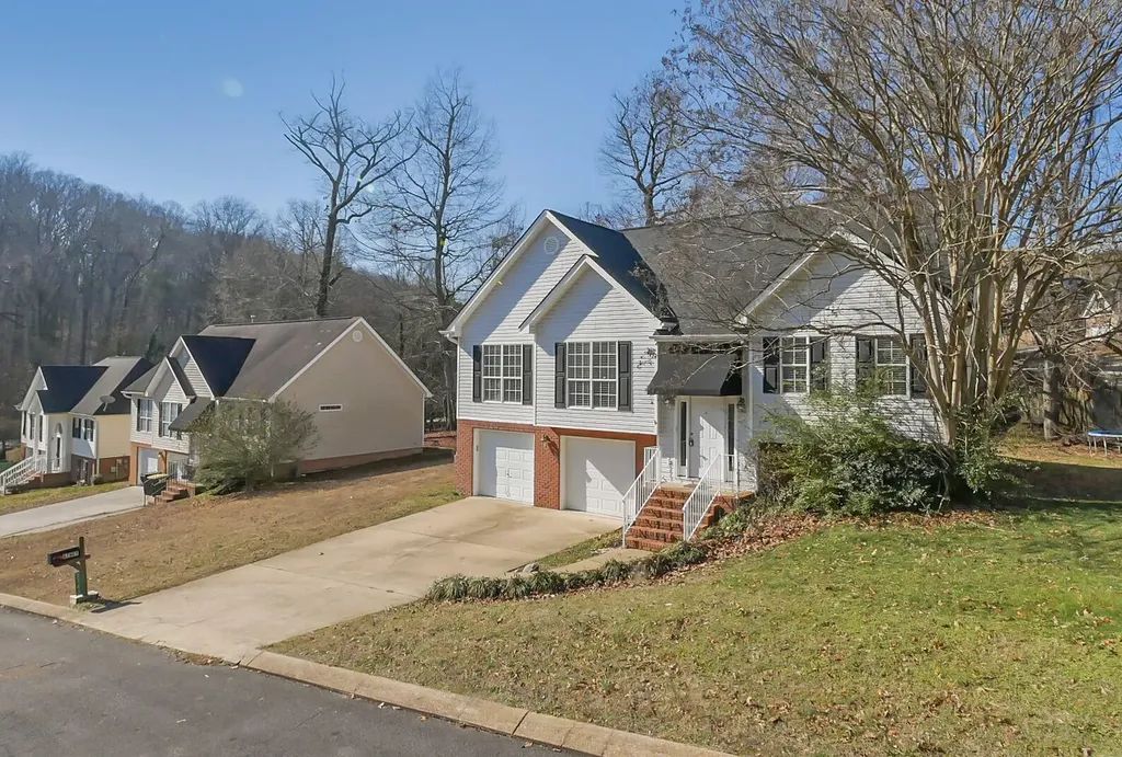 5343 Satelite Court Ooltewah TN 37363