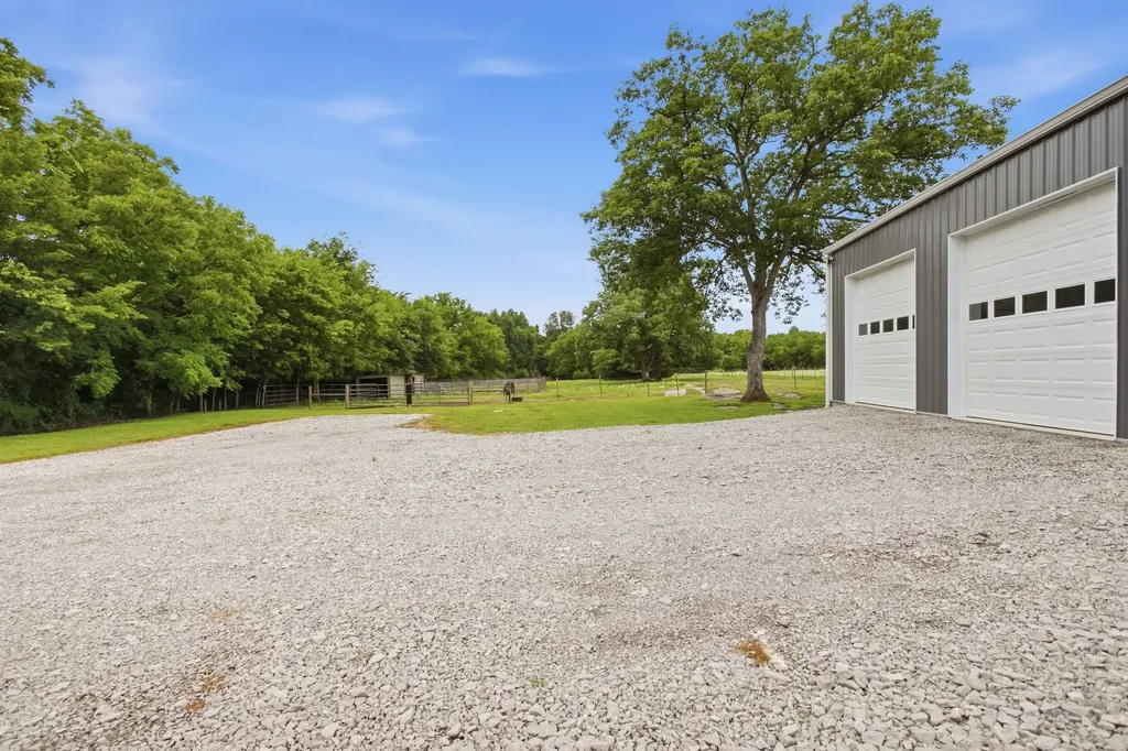 3760 Mealer Road Chapel Hill TN 37034
