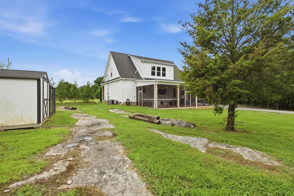 3760 Mealer Road Chapel Hill TN 37034