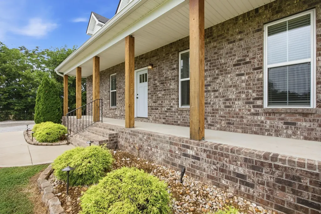 3760 Mealer Road Chapel Hill TN 37034