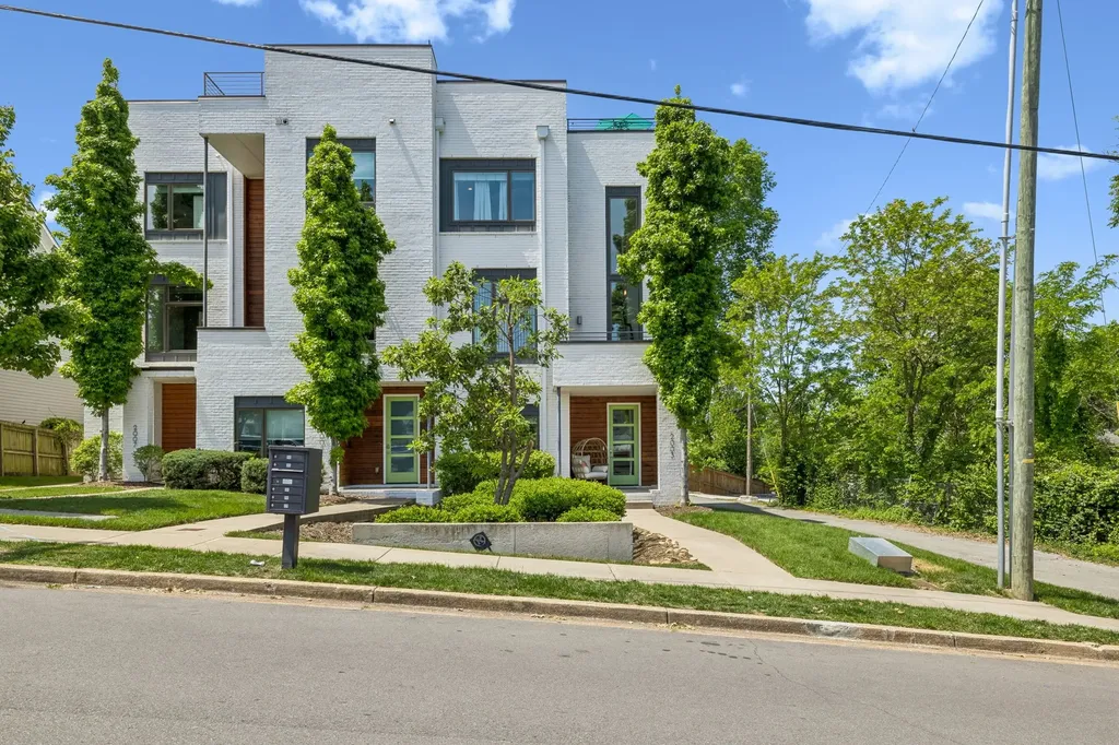 2003 Beech Avenue Nashville TN 37204