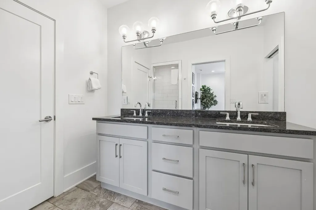 2003 Beech Avenue Nashville TN 37204