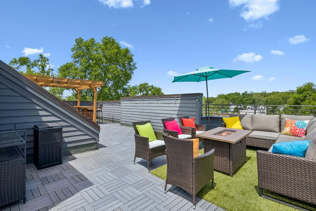 2003 Beech Avenue Nashville TN 37204