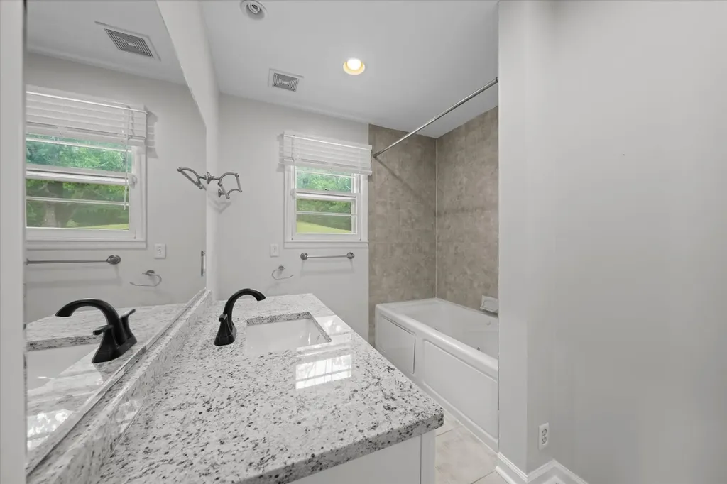 7970 Hooten Hows Road Nashville TN 37221