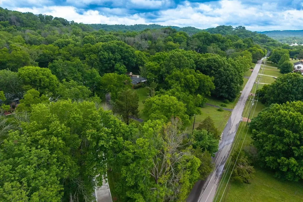 7970 Hooten Hows Road Nashville TN 37221