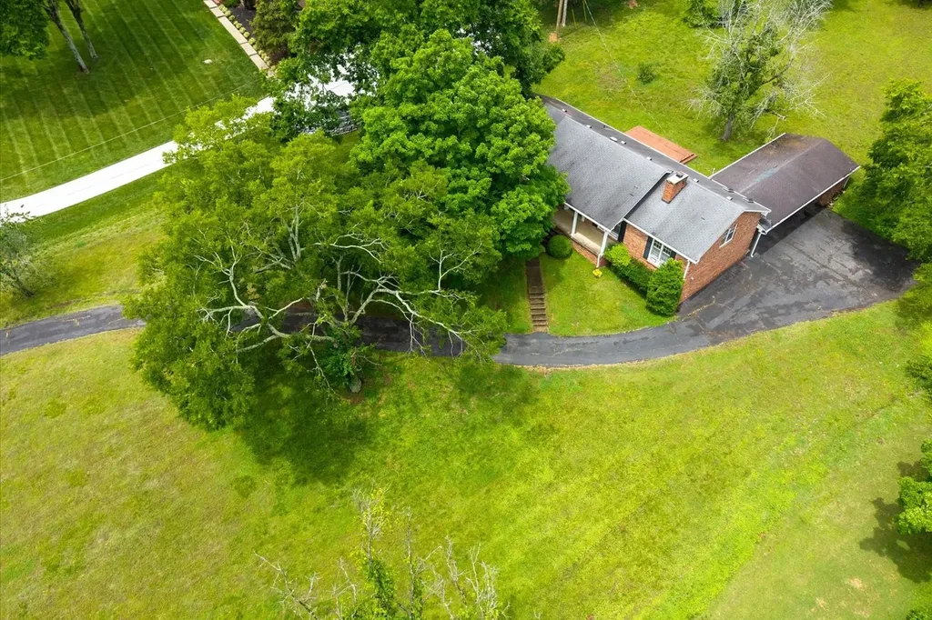 7970 Hooten Hows Road Nashville TN 37221
