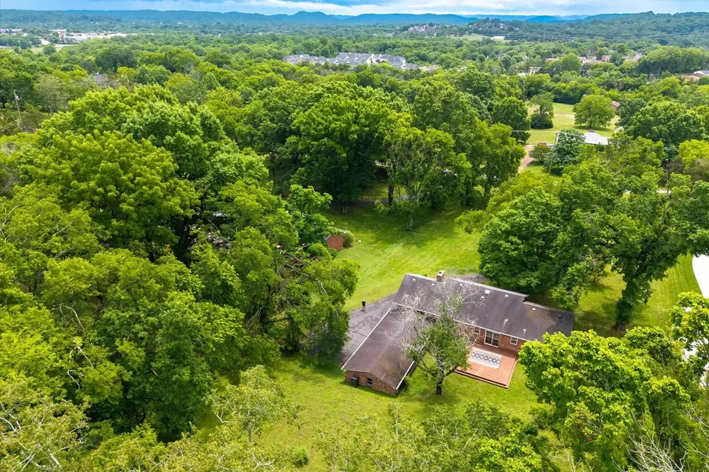 7970 Hooten Hows Road Nashville TN 37221