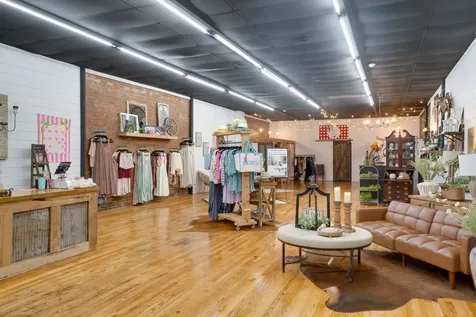 109 E Main Street Hartsville TN 37074