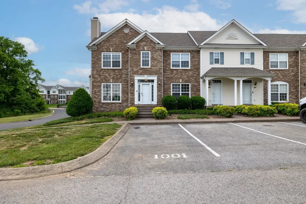 1001 Mckenna Drive Thompsons Station TN 37179