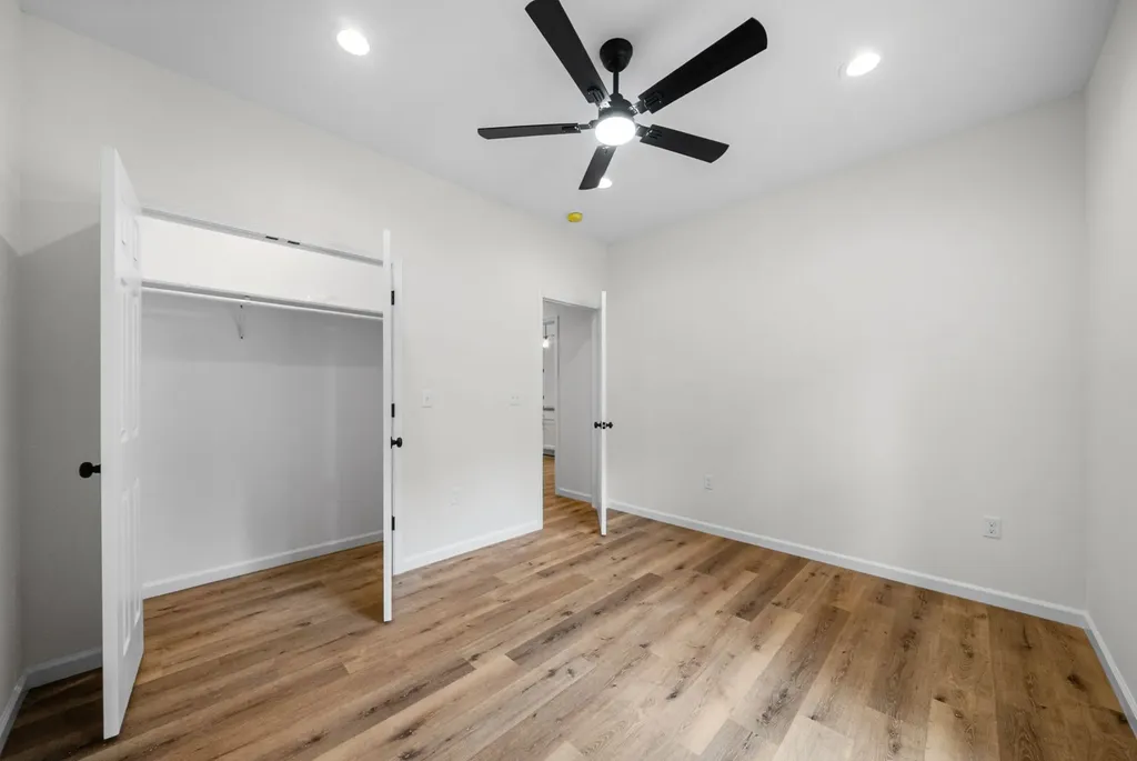 690 Brazzle Road Waverly TN 37185