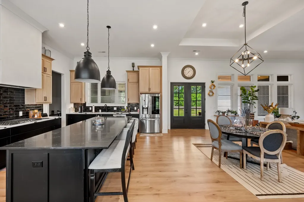 4035 Christiana Hoovers Gap Road Christiana TN 37037