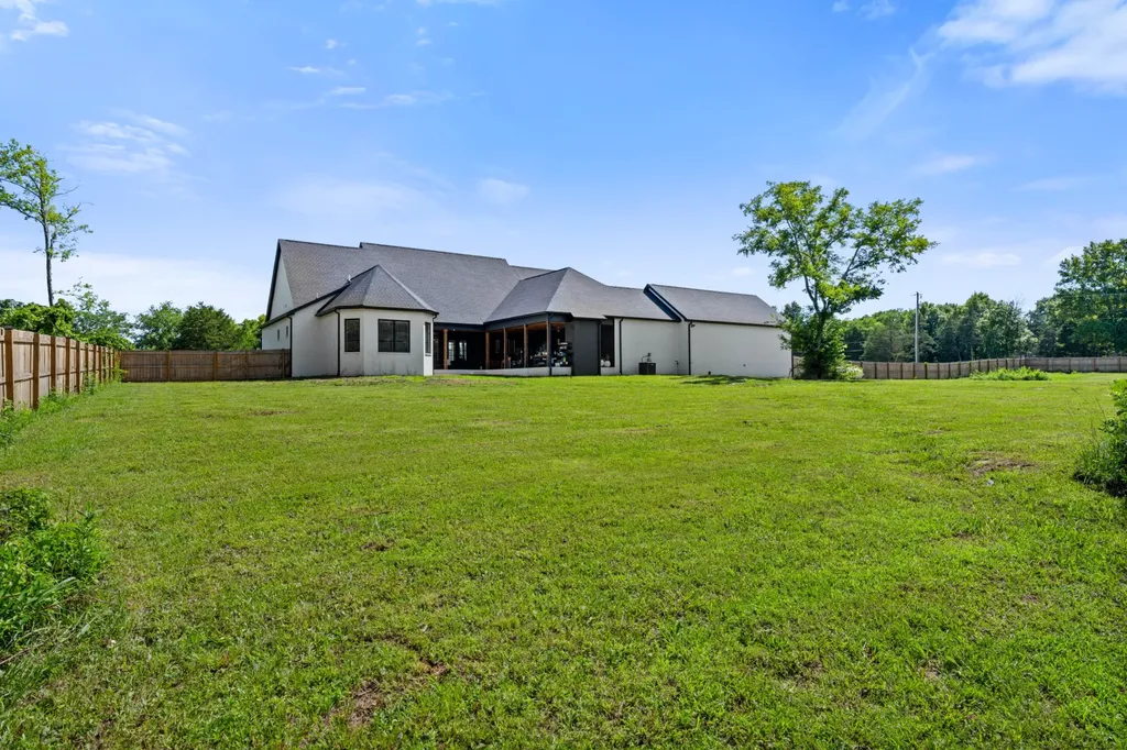 4035 Christiana Hoovers Gap Road Christiana TN 37037