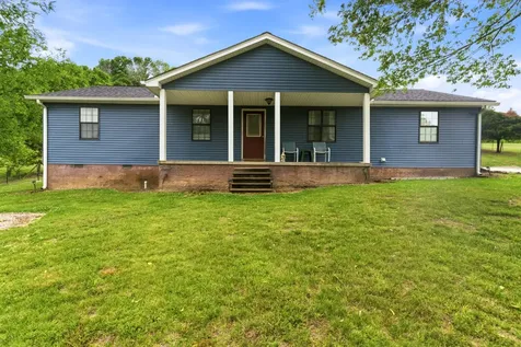 615 Rogues Fork Road Bethpage TN 37022