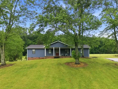 615 Rogues Fork Road Bethpage TN 37022