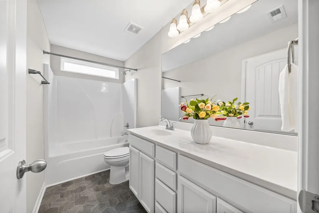 719 Reflections Lane Pleasant View TN 37146