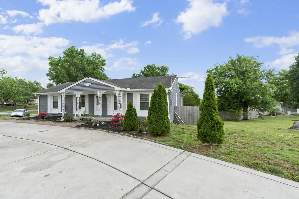 103 Marita Avenue Goodlettsville TN 37072