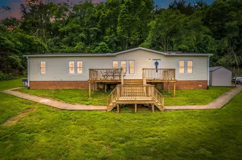 593 Rogues Fork Road Bethpage TN 37022