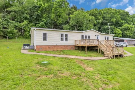 593 Rogues Fork Road Bethpage TN 37022