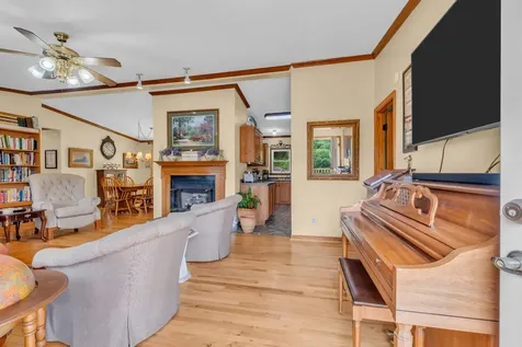 593 Rogues Fork Road Bethpage TN 37022