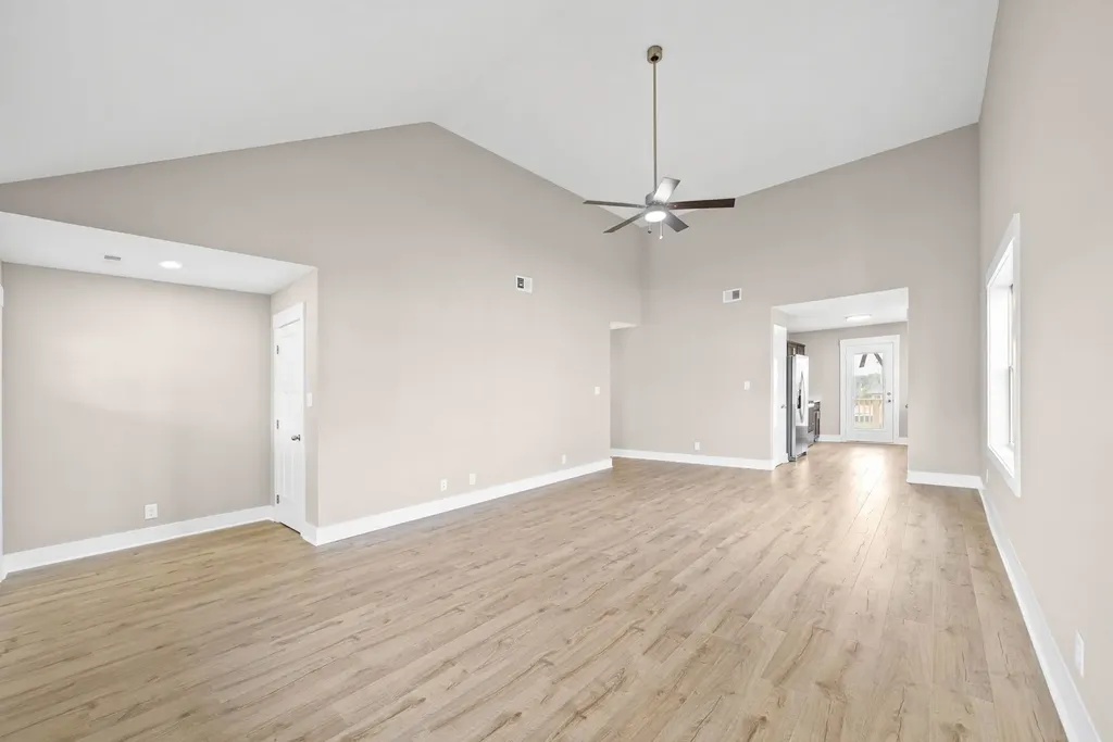 156 Irish Hills Clarksville TN 37042