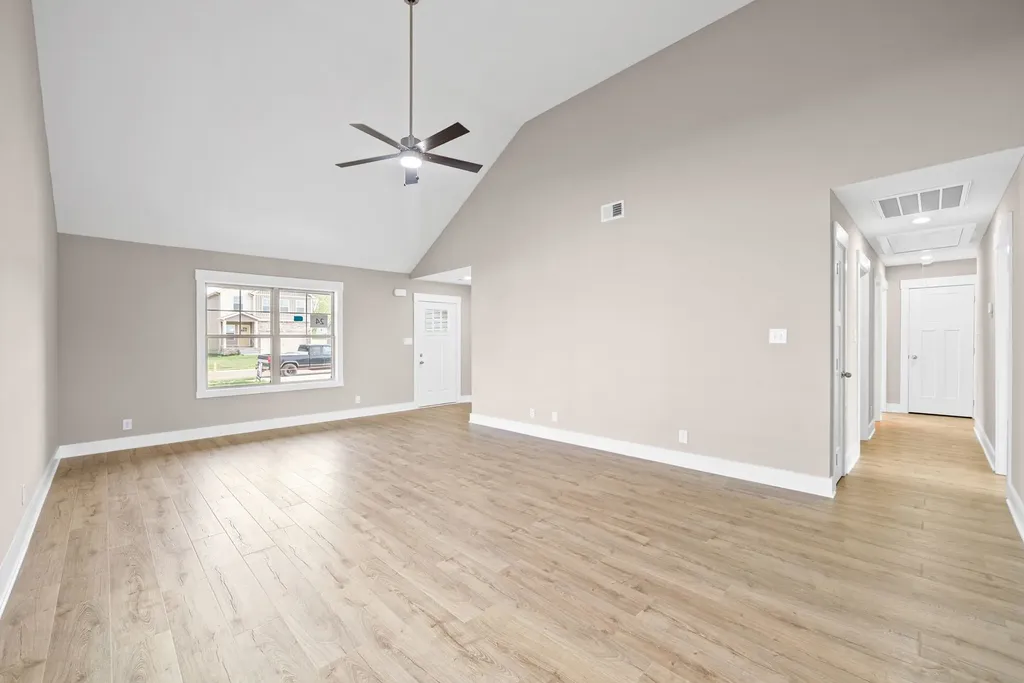 156 Irish Hills Clarksville TN 37042
