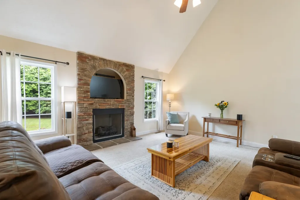 379 Misty Drive Pleasant View TN 37146