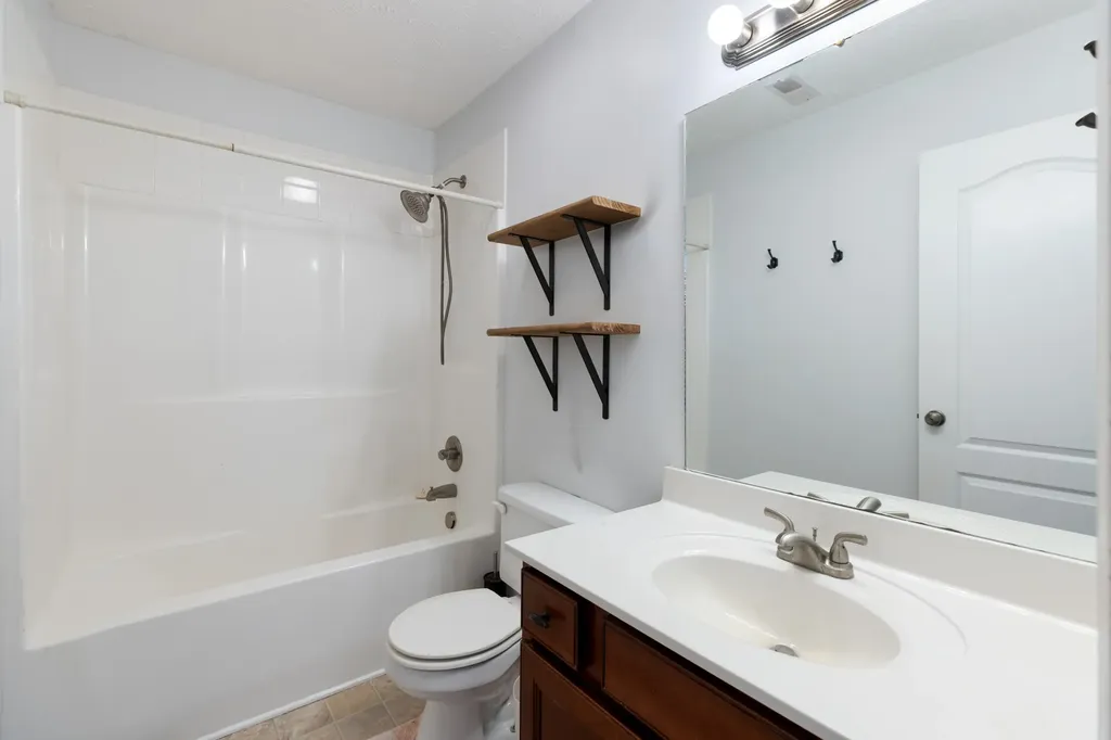 379 Misty Drive Pleasant View TN 37146