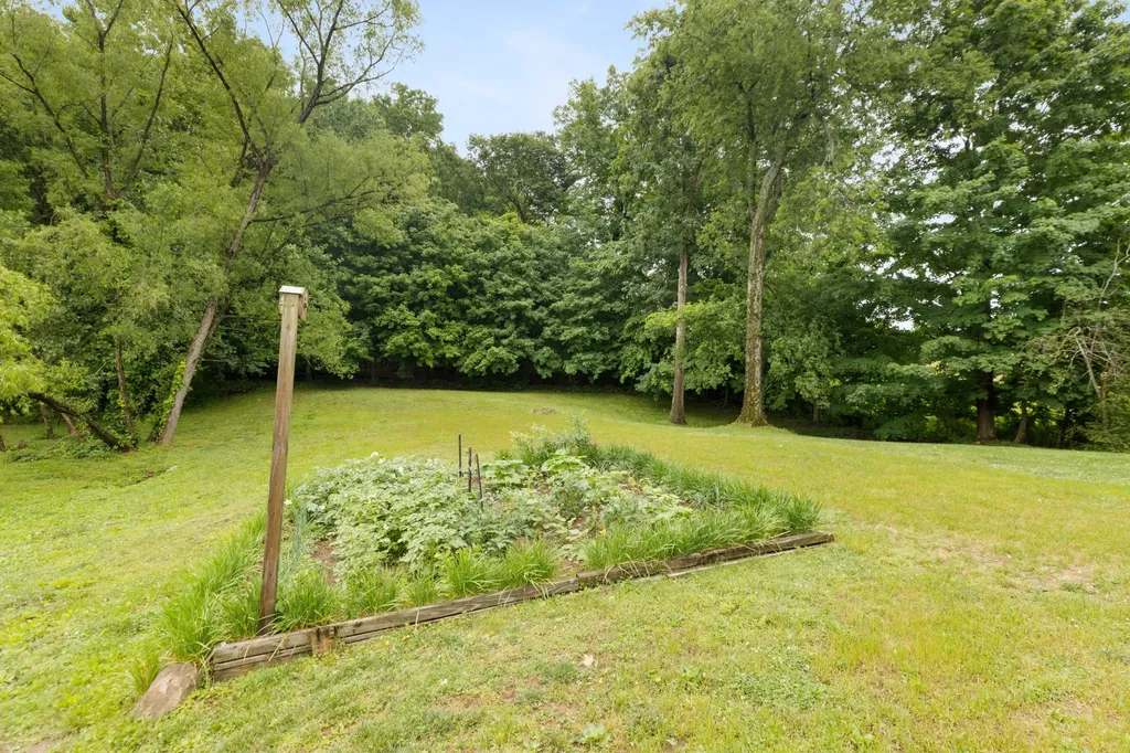 379 Misty Drive Pleasant View TN 37146