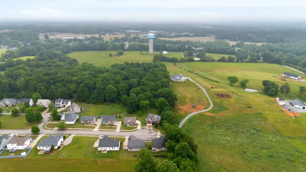 379 Misty Drive Pleasant View TN 37146