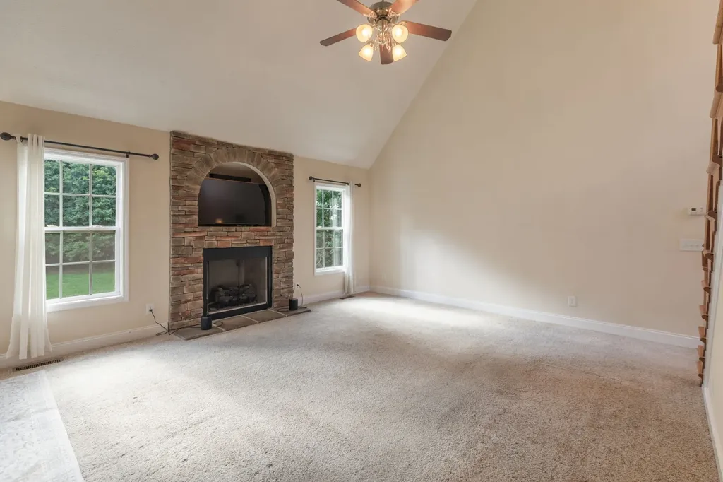 379 Misty Drive Pleasant View TN 37146