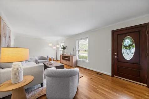 607 Elaine Drive Nashville TN 37211