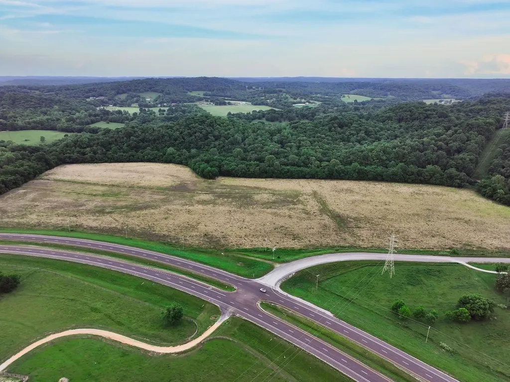0 Lawrenceburg Highway Mount Pleasant TN 38474
