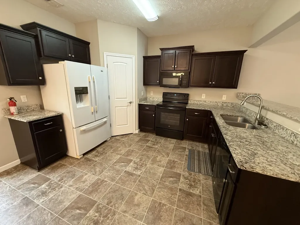 5322 Tony Lama Lane Murfreesboro TN 37128