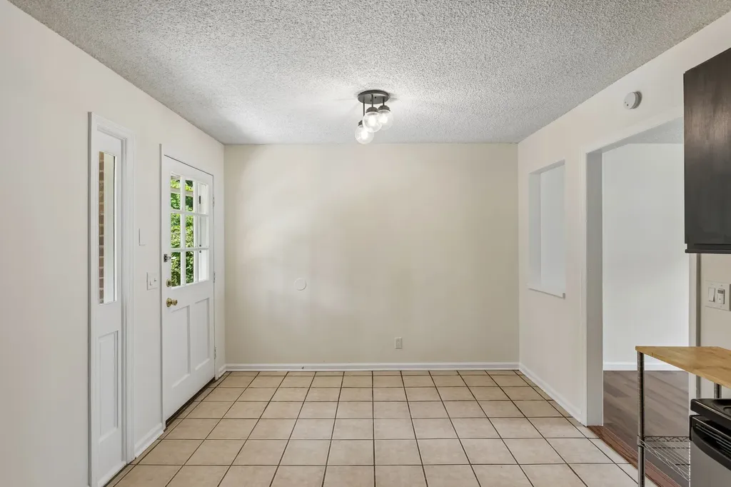 4337 Central Valley Drive Hermitage TN 37076