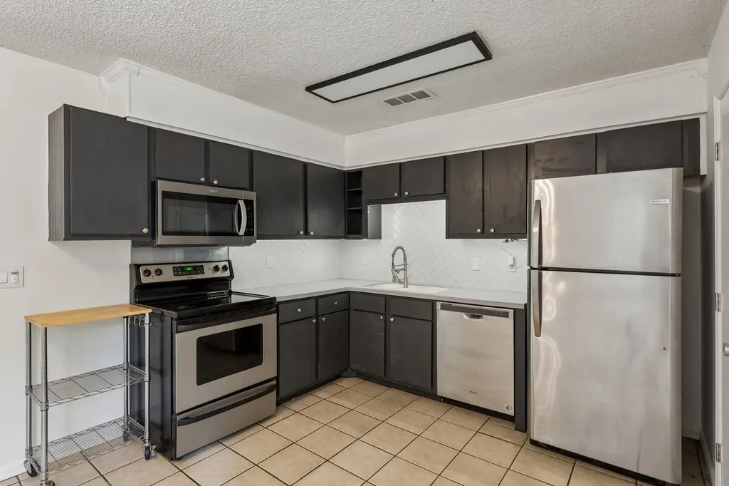 4337 Central Valley Drive Hermitage TN 37076