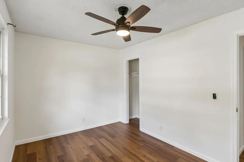 4337 Central Valley Drive Hermitage TN 37076