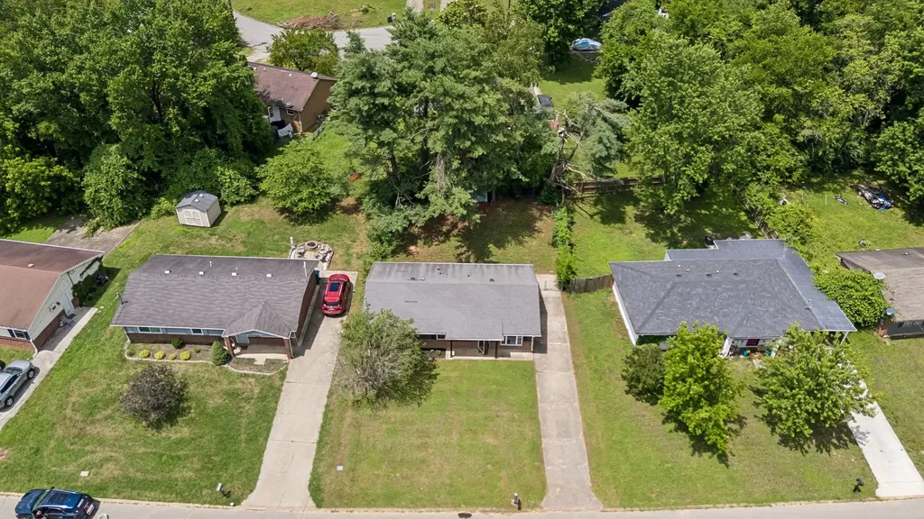 4337 Central Valley Drive Hermitage TN 37076