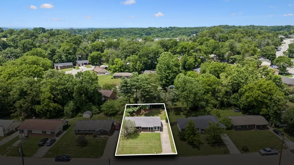4337 Central Valley Drive Hermitage TN 37076
