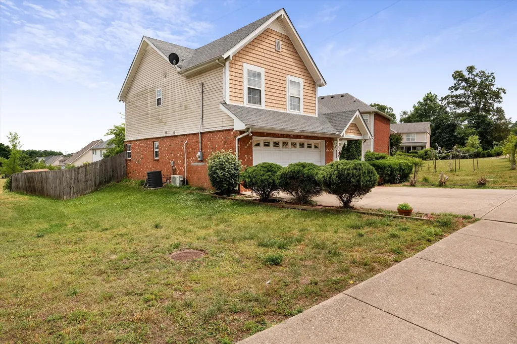 1204 Maritime Port Antioch TN 37013