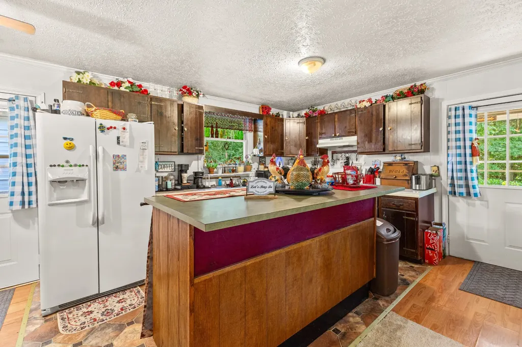 1611 Harpeth Crossing Ashland City TN 37015