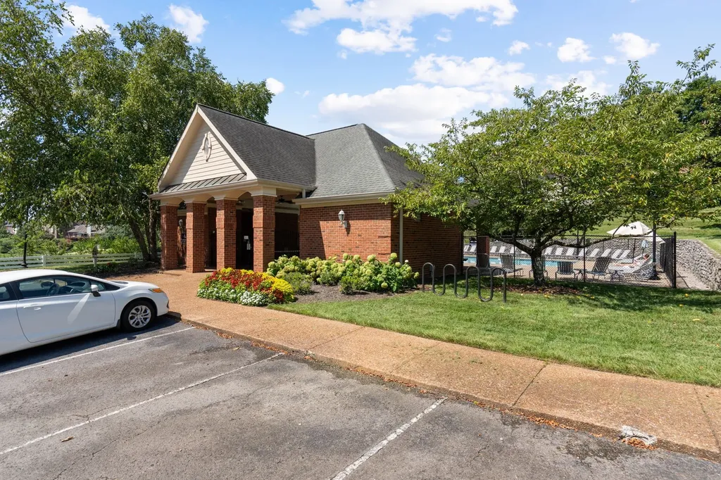 125 Windham Drive Hendersonville TN 37075