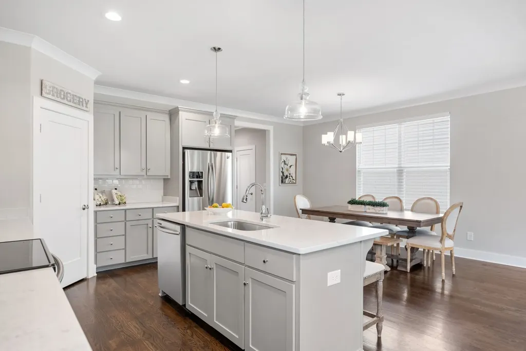 2509A Solon Drive Nashville TN 37206