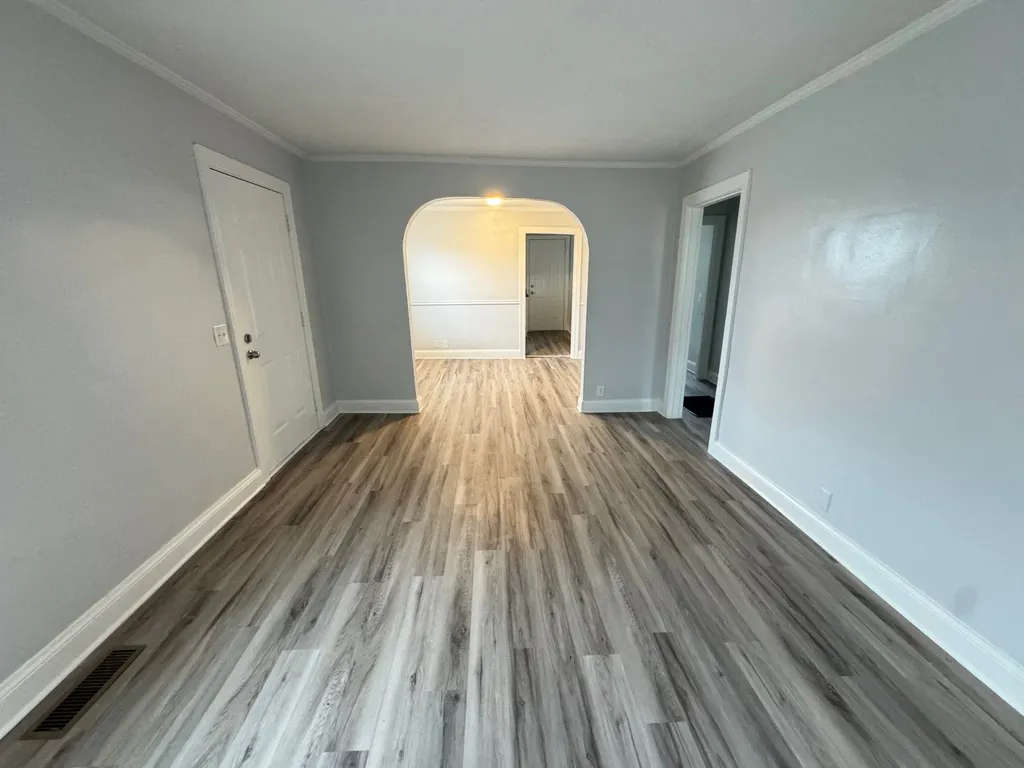 2421 Grover Street Nashville TN 37207
