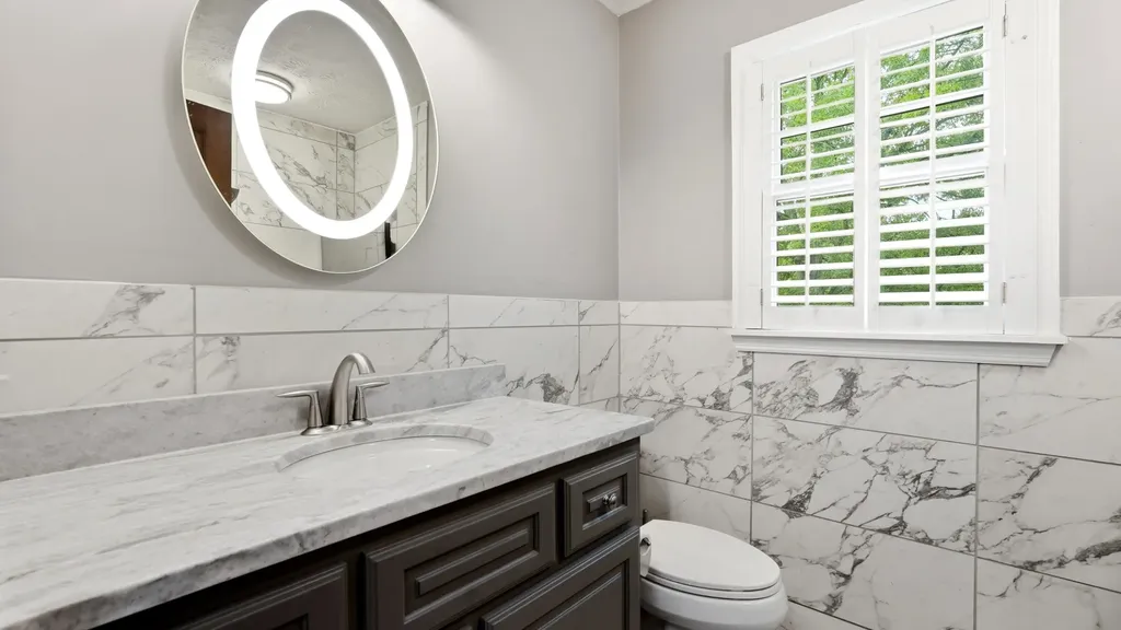 105 S Chestnut Hendersonville TN 37075