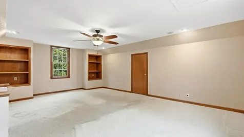 105 S Chestnut Hendersonville TN 37075
